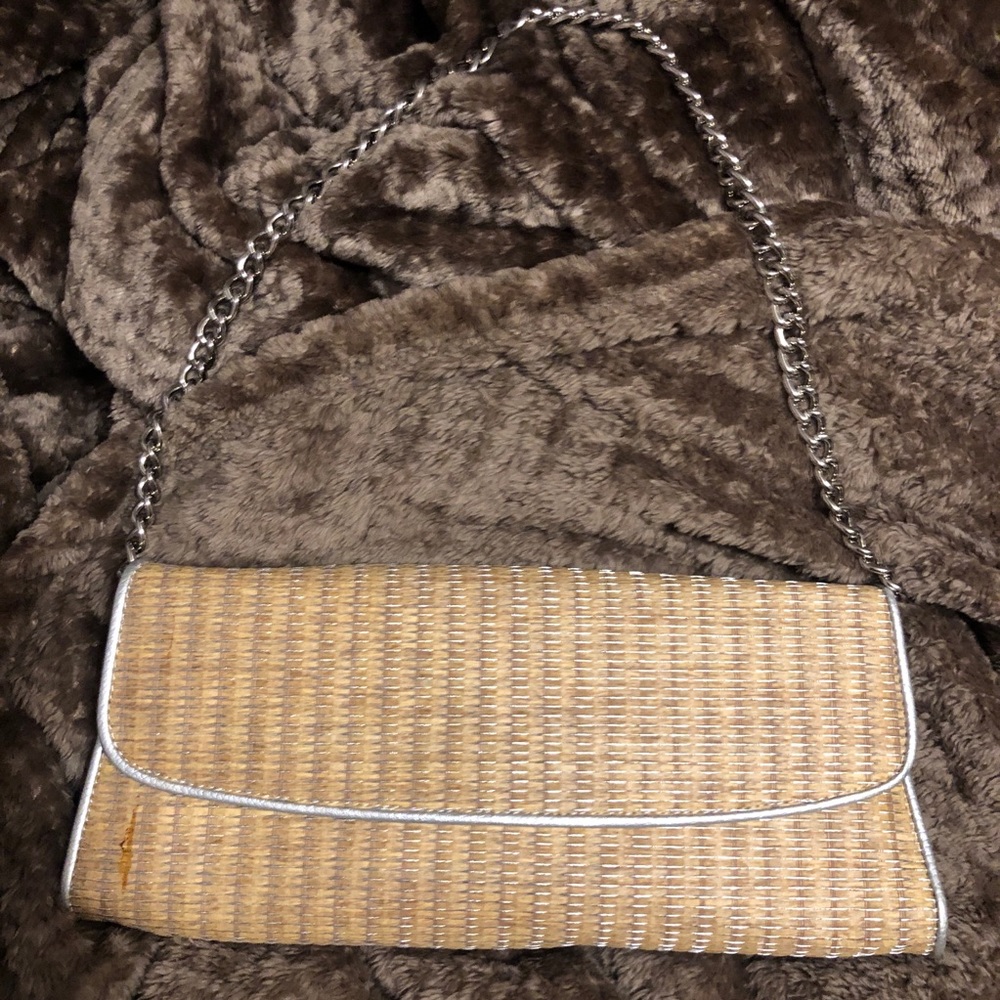 Great beachy bag!